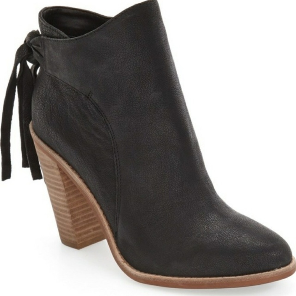 Vince Camuto Linford Bootie size 10 black leather